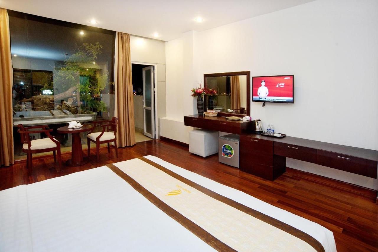 Hoang Linh Riverfront Hotel Da Nang Esterno foto