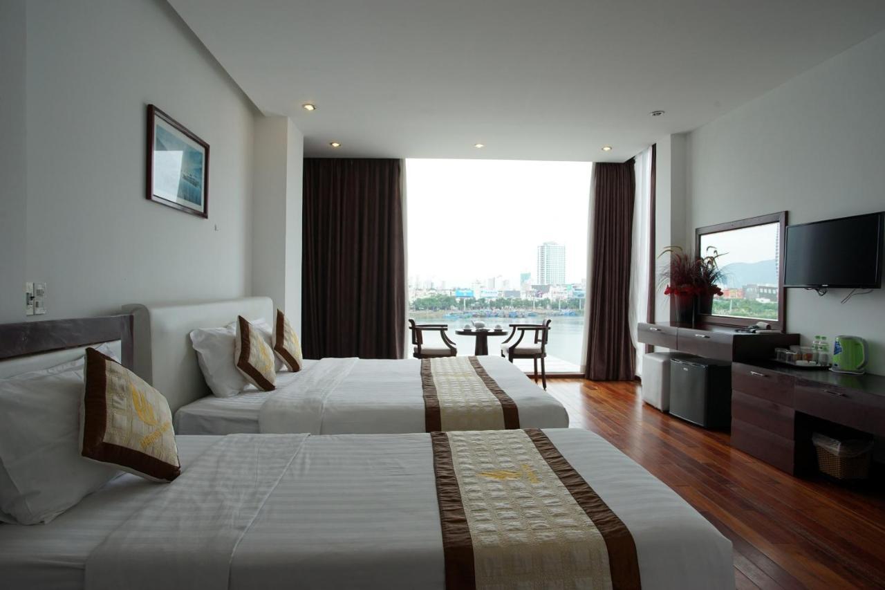Hoang Linh Riverfront Hotel Da Nang Esterno foto