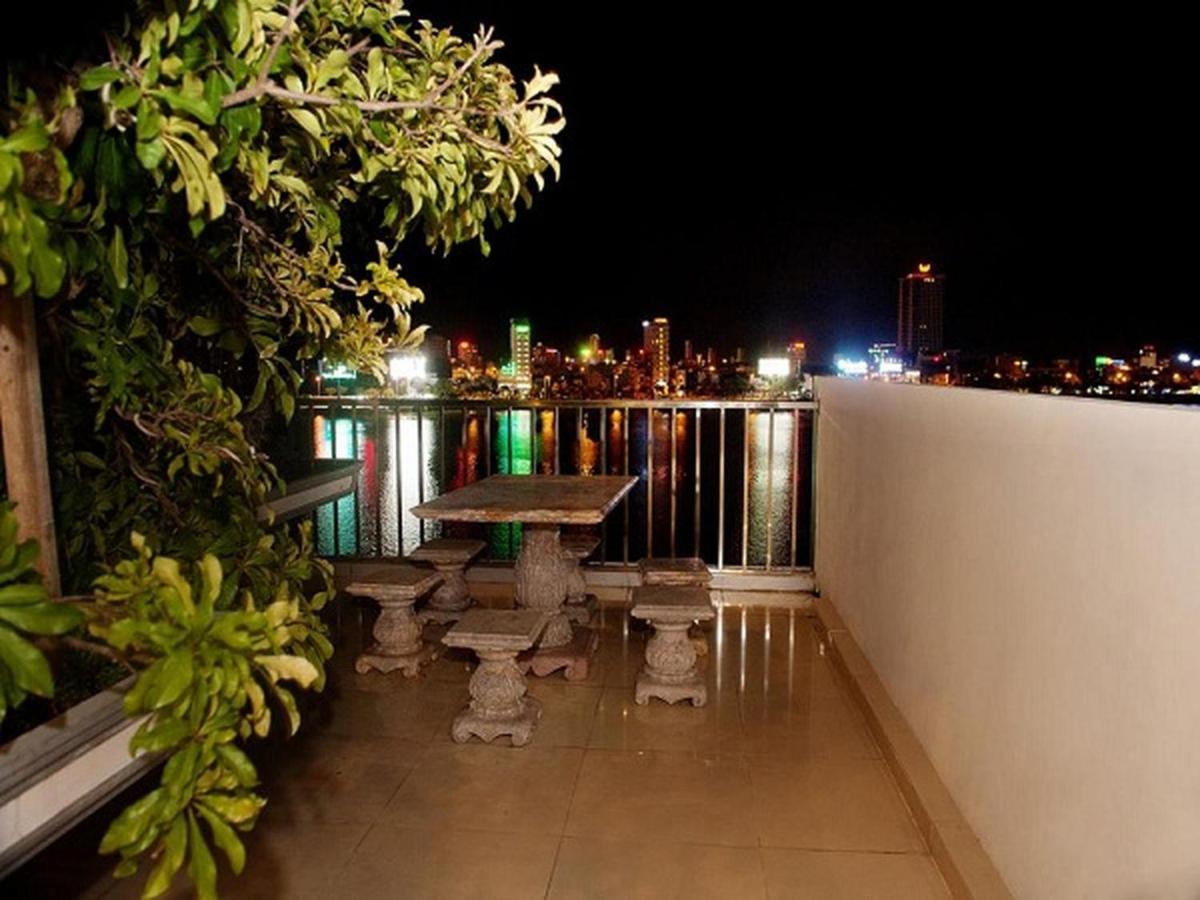Hoang Linh Riverfront Hotel Da Nang Esterno foto