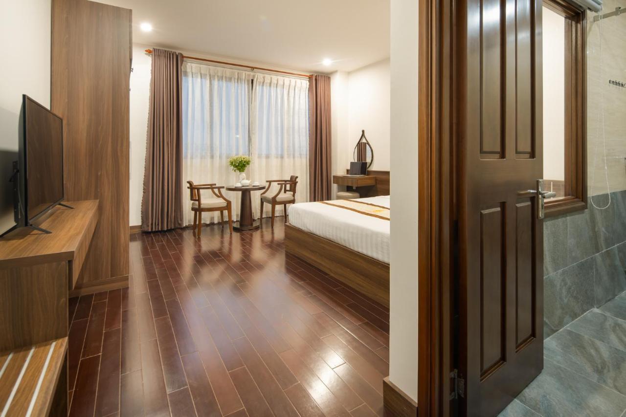 Hoang Linh Riverfront Hotel Da Nang Esterno foto