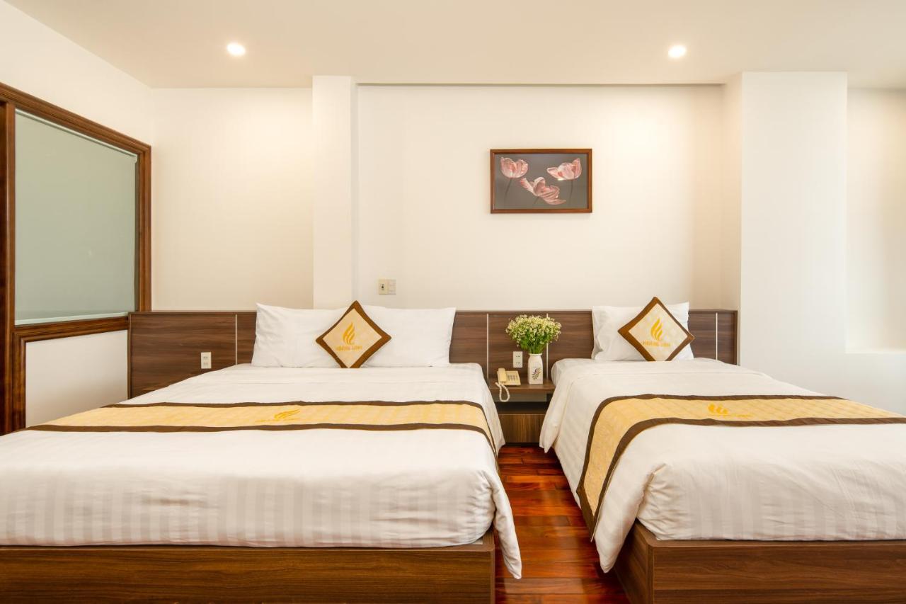 Hoang Linh Riverfront Hotel Da Nang Esterno foto