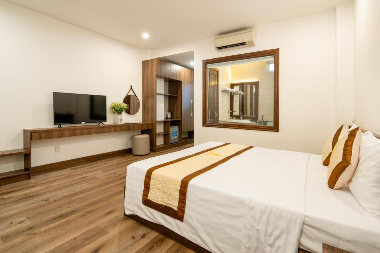 Hoang Linh Riverfront Hotel Da Nang Esterno foto