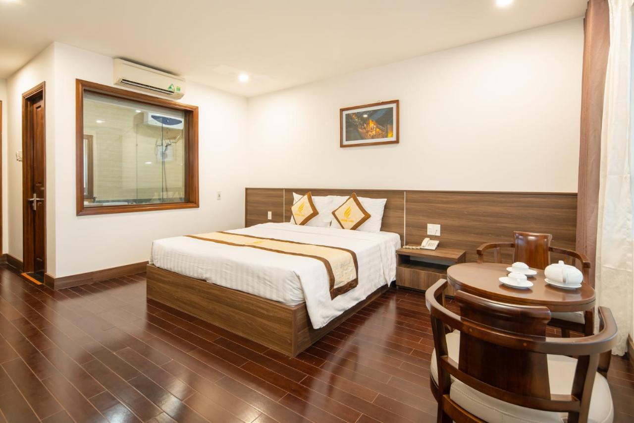 Hoang Linh Riverfront Hotel Da Nang Esterno foto