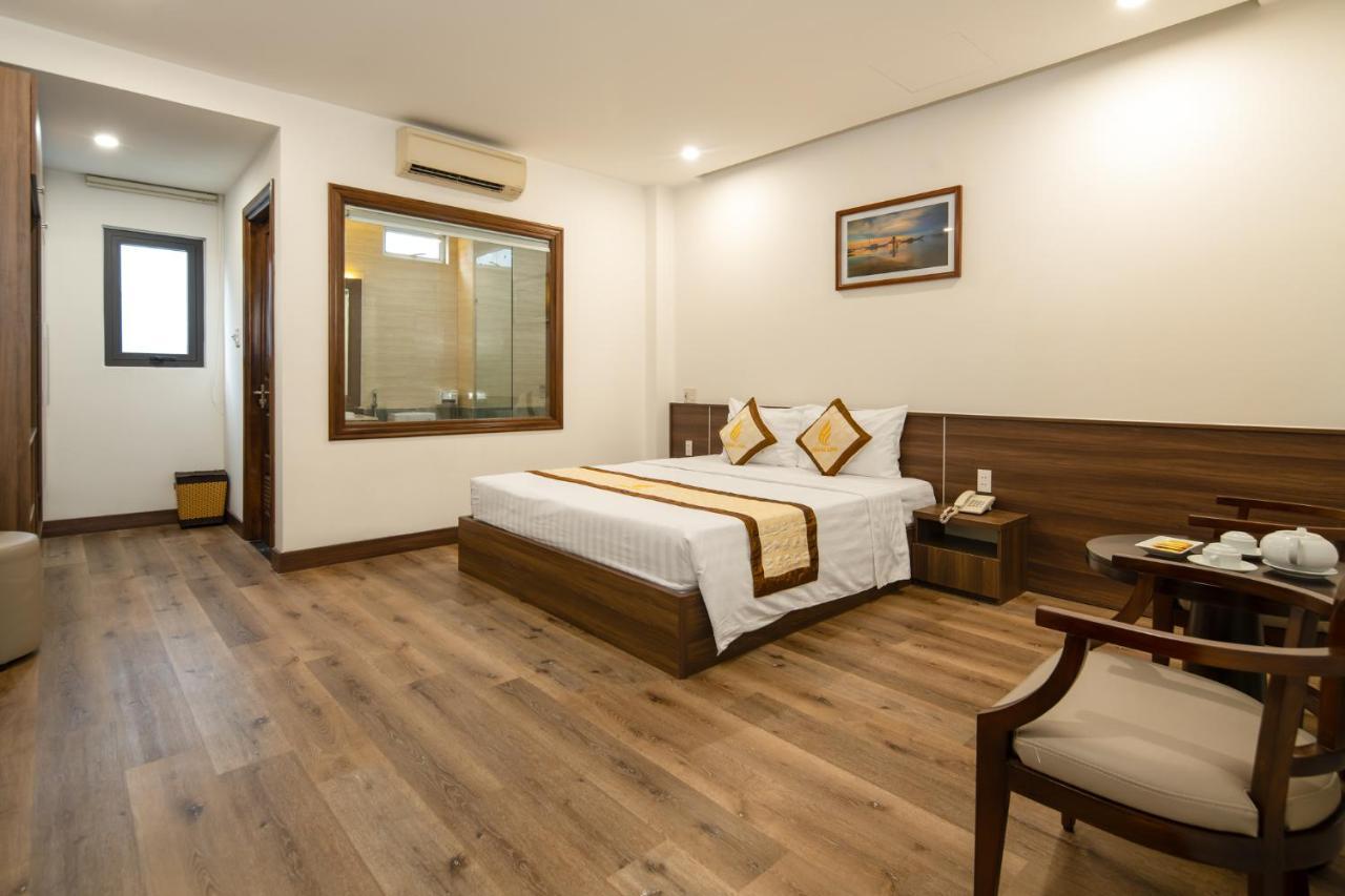 Hoang Linh Riverfront Hotel Da Nang Esterno foto