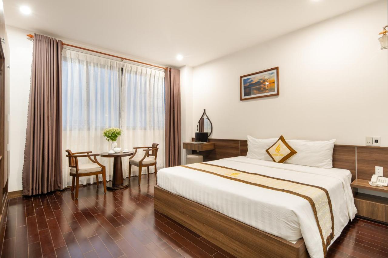 Hoang Linh Riverfront Hotel Da Nang Esterno foto