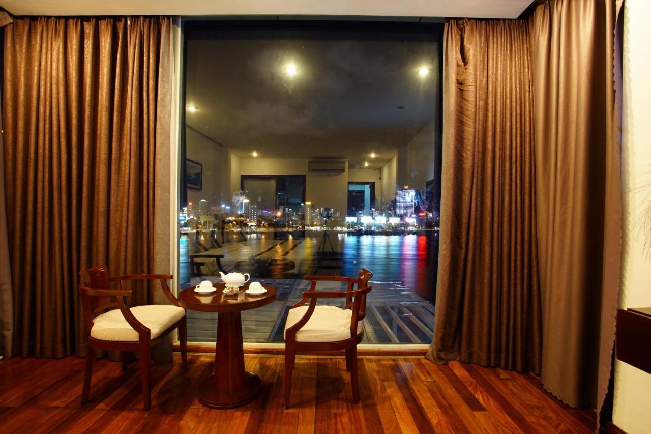 Hoang Linh Riverfront Hotel Da Nang Esterno foto