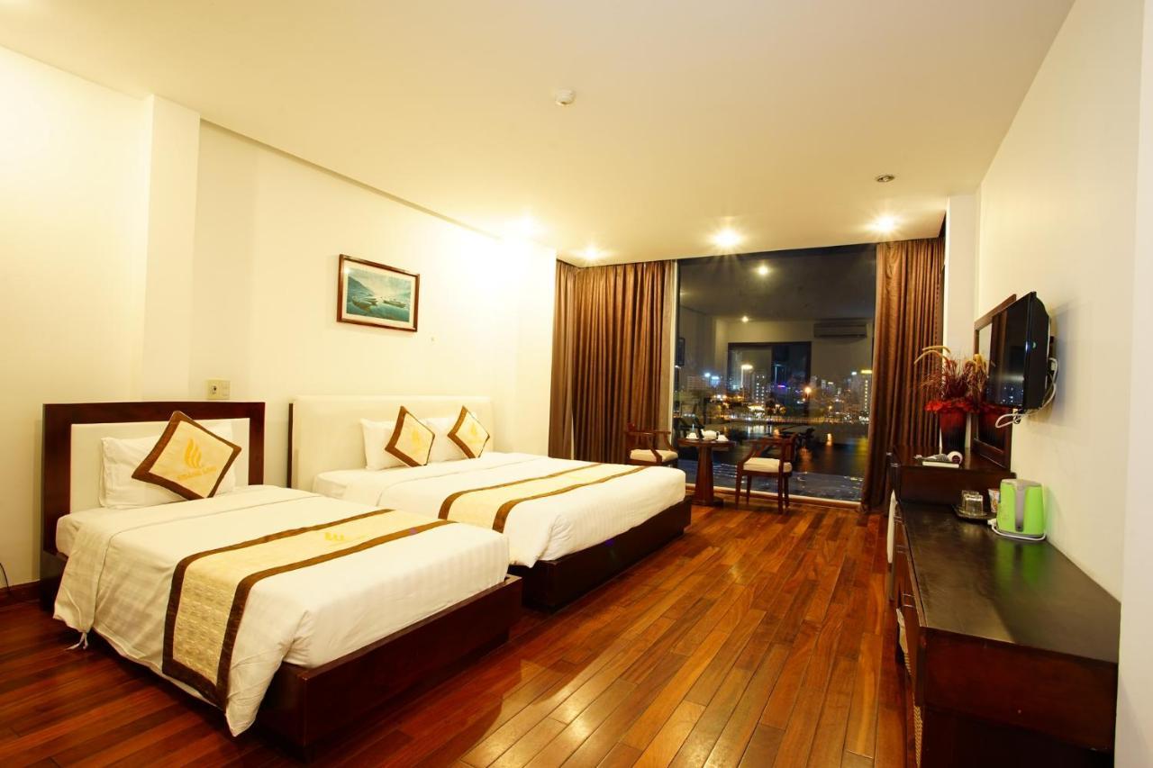 Hoang Linh Riverfront Hotel Da Nang Esterno foto